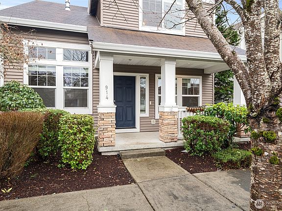 3rd image of 914 67th Street SE