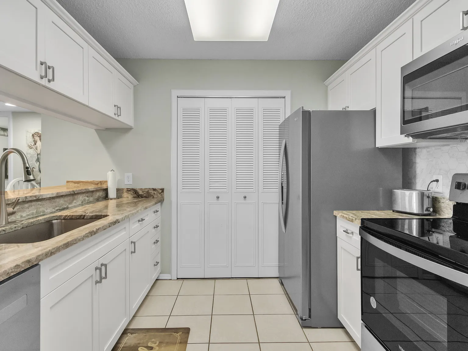 2 bed, 1188 sqft, $3,600 — Photo 1