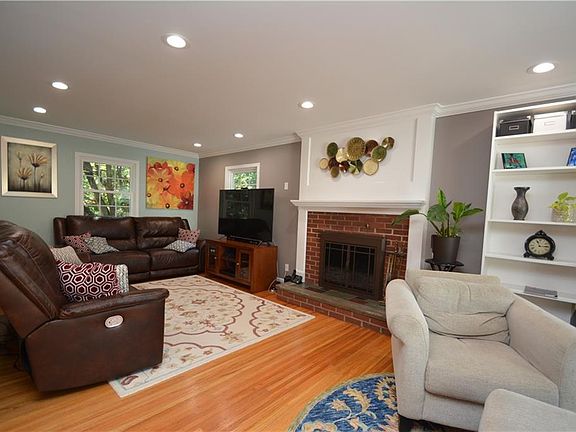 5th image of 21 Kitty Hawk Dr