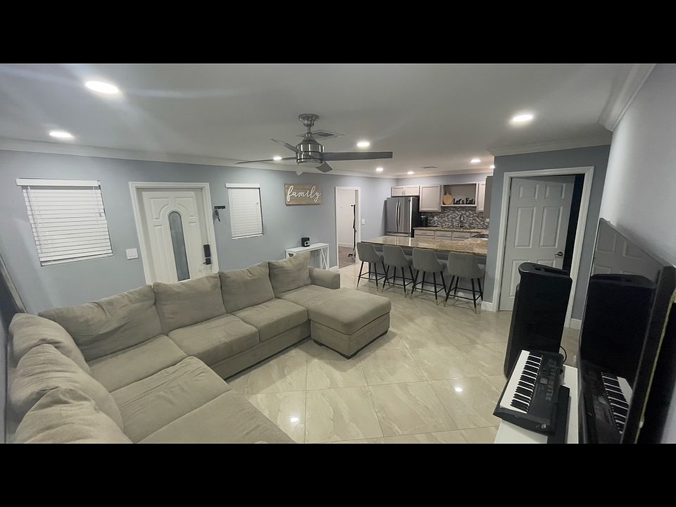 1st image of 10505 Majestic Cir