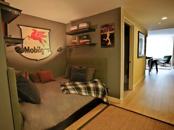 550 West 45th Street 717 image 1 of 18