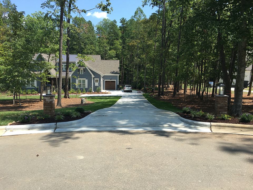 1st image of 7116 Dumfries Lane