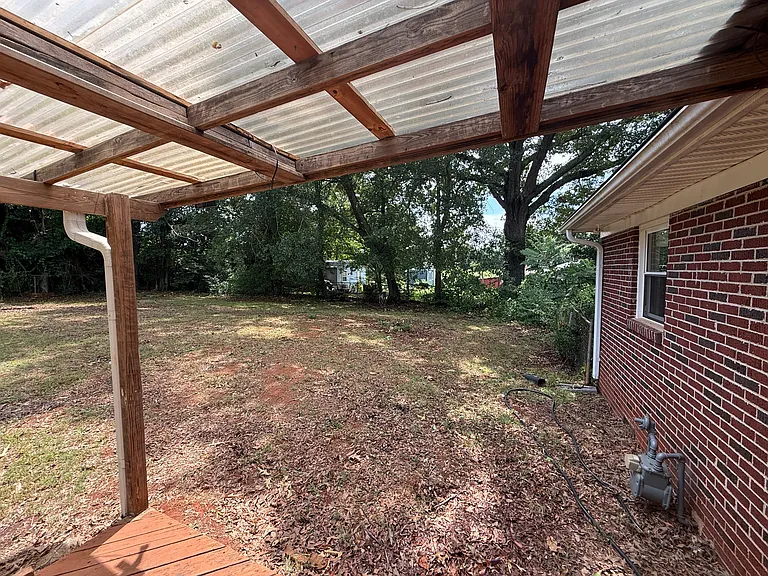 106 Brookwood Dr — Photo 22