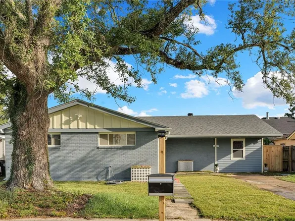 6301 Dorothea St, New Orleans, LA 70126