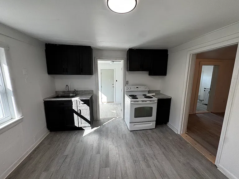 19307 Jim Ct — Photo 1