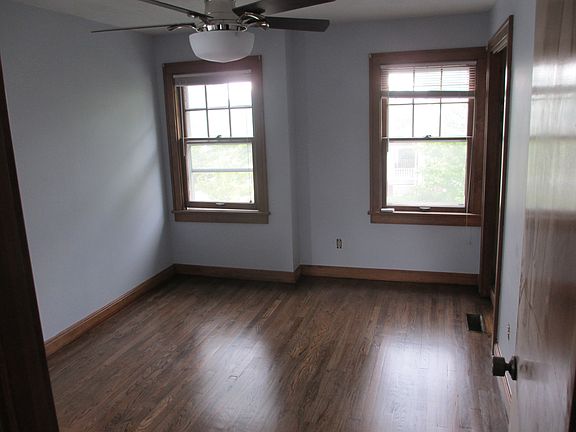 4th image of 14501 Athens Ave