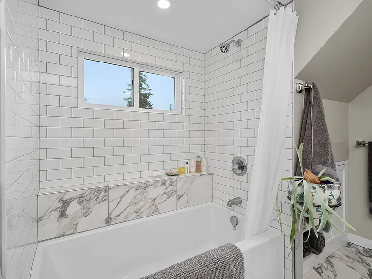 1519 Iron St — Photo 24