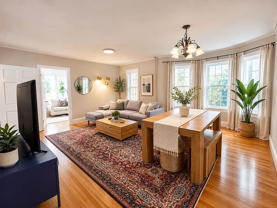 89 Burget Ave