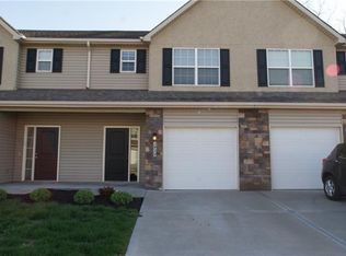 3914 NW 94th St, Kansas City, MO 64154