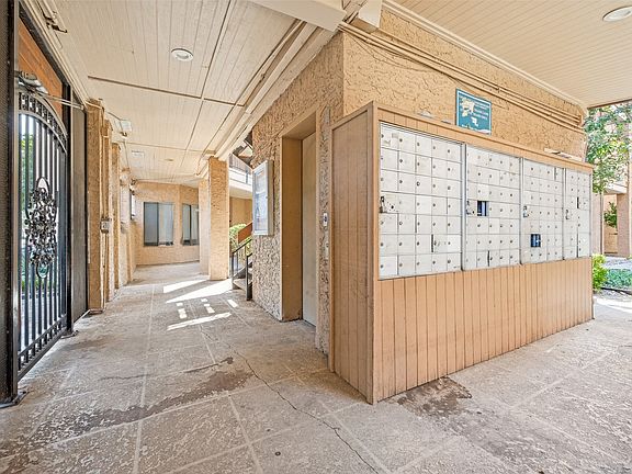 4th image of 5550 Spring Valley Rd APT C21