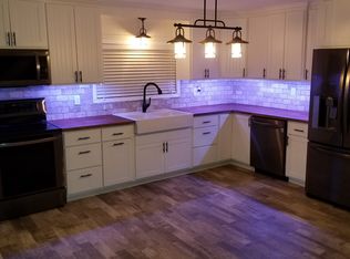 4525 W College Ave, Greendale, WI 53129