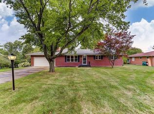 810 Sheffield Dr, Springfield, OH 45506