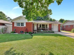 151 Sunset Ave, Haysville, KS 67060