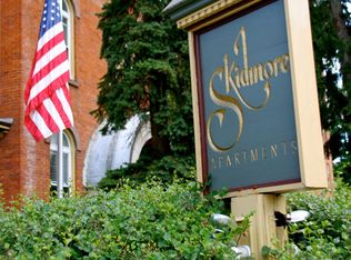 106 Phila St APT 9, Saratoga Springs, NY 12866