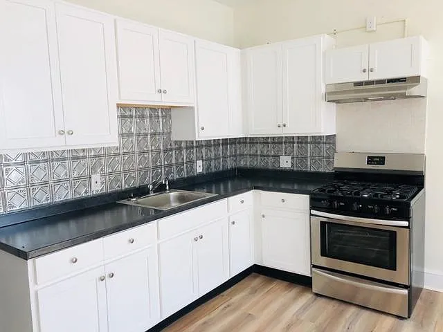 530 Elm St #2