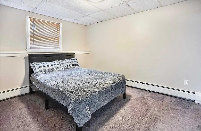 1 bed, 800 sqft, $1,750 — Photo 2