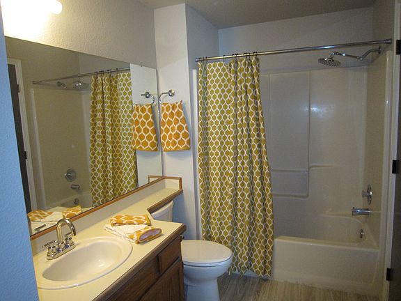 upstairs bathroom