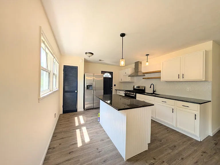 2369 Gurley Dr — Photo 10
