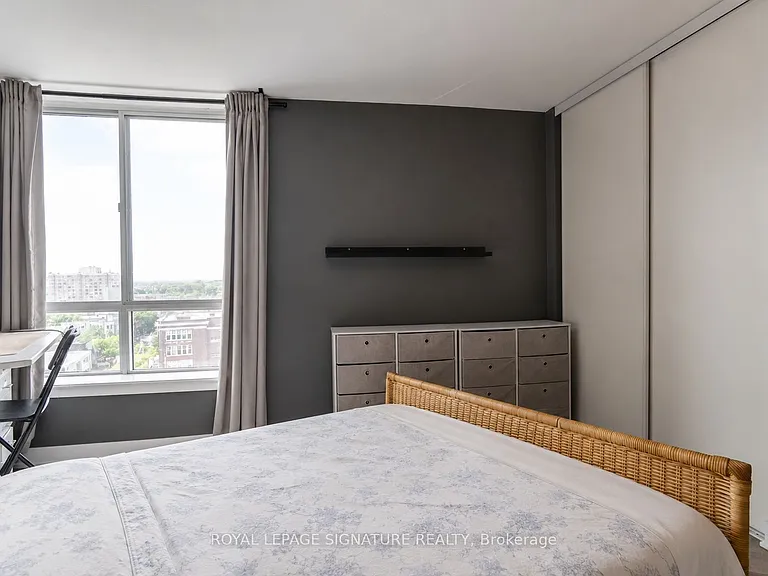 801 King St W #1113 — Photo 7