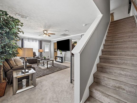 4th image of 9611 Berridge House Ct