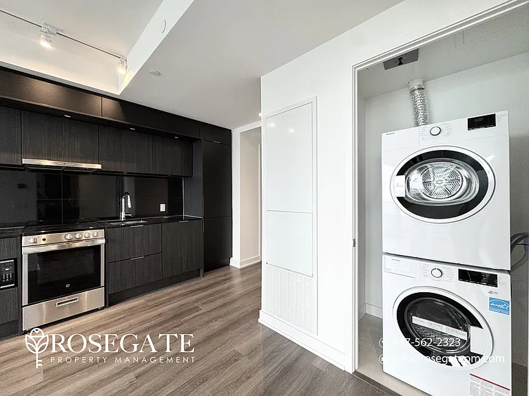 448 Burnhamthorpe Rd W #3507 — Photo 12