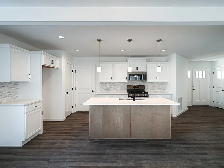41 Long Bend Dr #14 — Photo 3