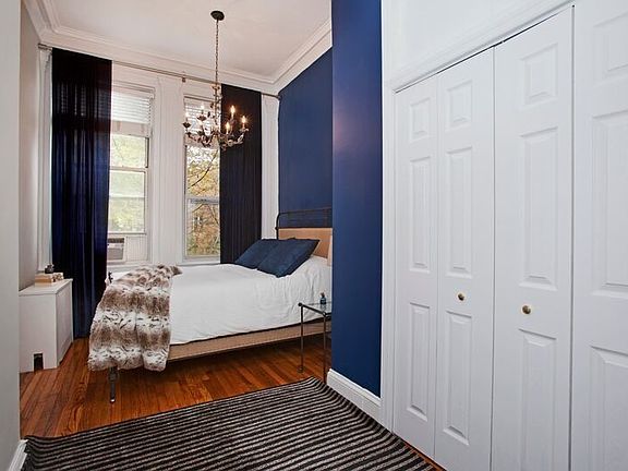 4th image of 271 W 11th St APT 3B