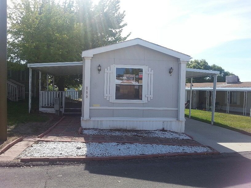 2nd image of 2600 N Hill Field Rd Trailer 100