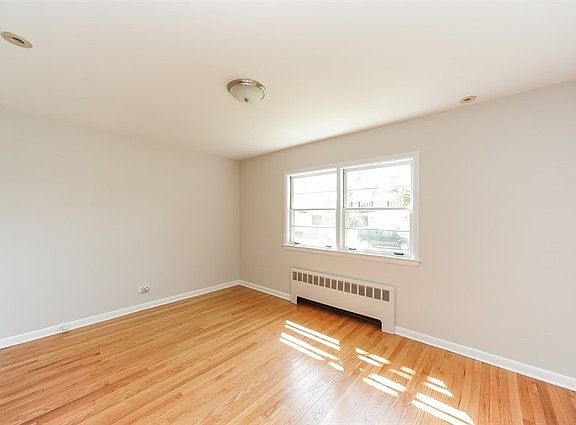 5th image of 1115 Vernon Dr