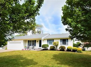 107 Battle Green Dr, Rochester, NY 14624