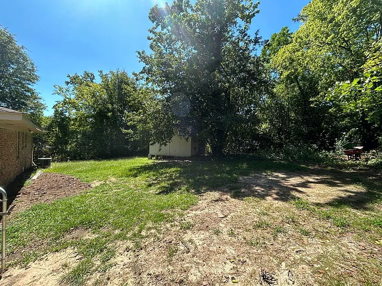 2670 Pierce Dr N — Photo 15