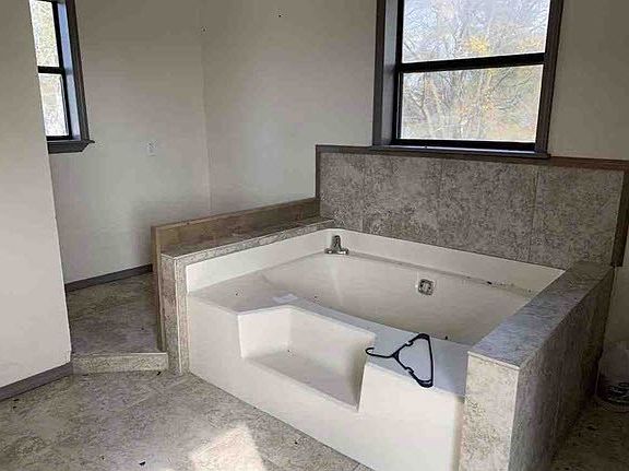 2nd image of 506 E Post Ave