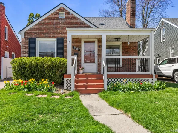 2989 Oakshire Ave, Berkley, MI 48072