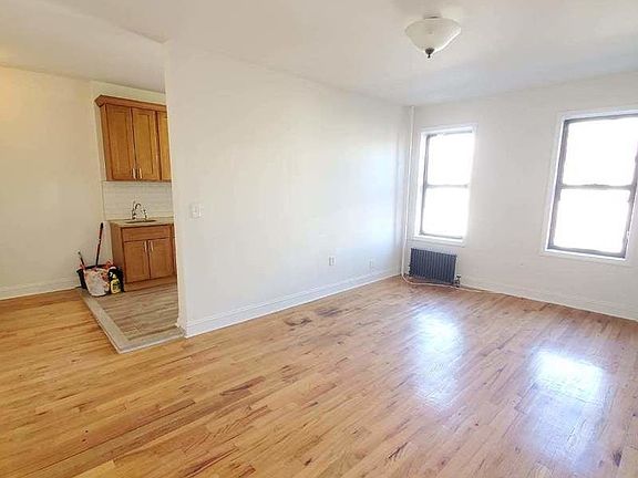 2nd image of 115 Ocean Ave #19E