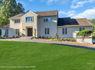 23 Seven Oaks Cir, Holmdel, NJ 07733