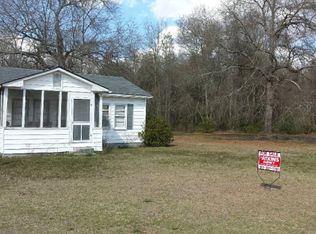 289 Quincy Ln, Baxley, GA 31513