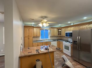 (Undisclosed Address), Staten Island, NY 10306