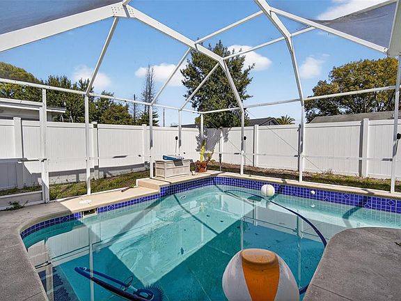 5th image of 11220 Glover Rd