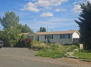 425 5th Ave W, Wendell, ID 83355