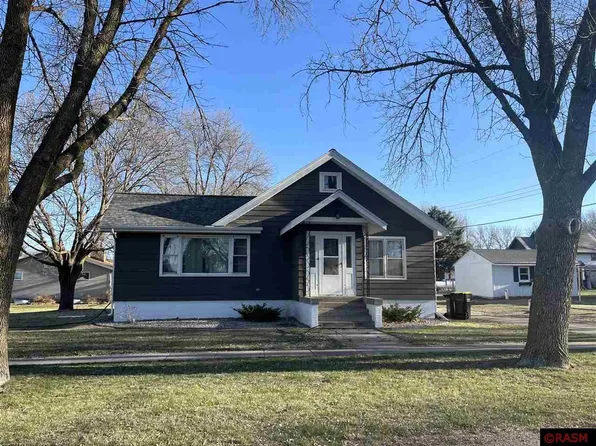 103 E Cherry St, Odin, MN 56160