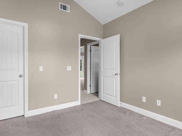259 Virginia Ln NE — Photo 36