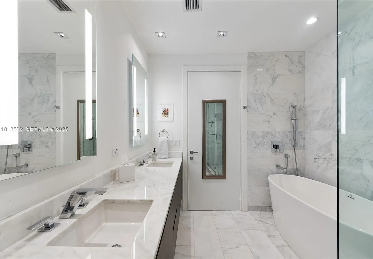 2 bed, 1802 sqft, $16,000 — Photo 3