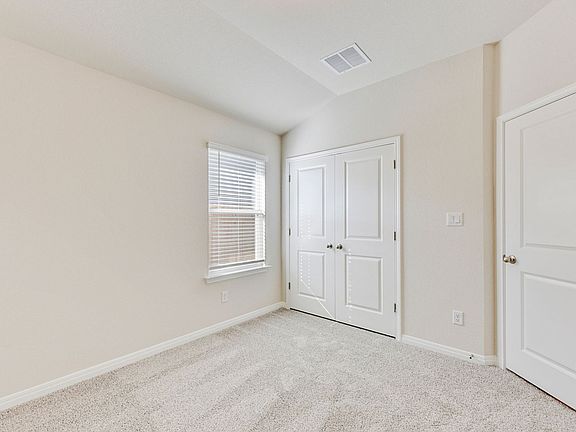 The Cascade 330 floorplan with the Cool Interior Package.