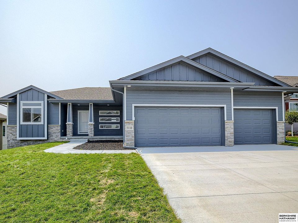 1st image of 5110 N 208th Ave