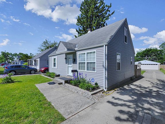 3rd image of 93 Buena Vista Ave