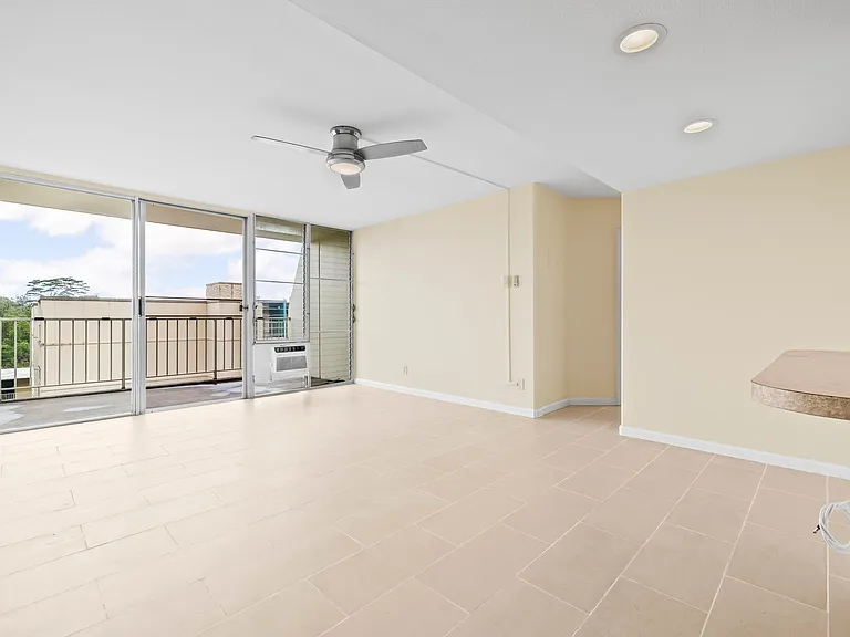 95-2057 Waikalani Pl #1 — Photo 5