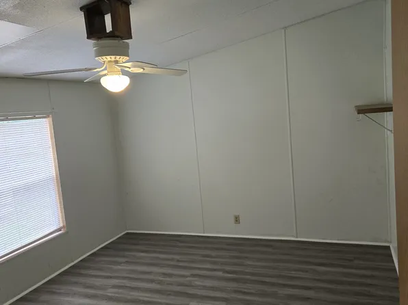 287 Lynn Dr, Saint Marys, GA 31558