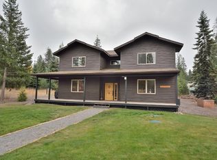 1729 Gypsy Bay Rd, Sagle, ID 83860