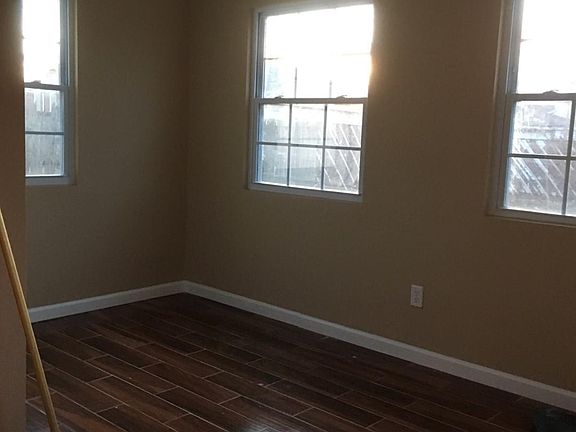 5th image of 6828 Woodmar Ave