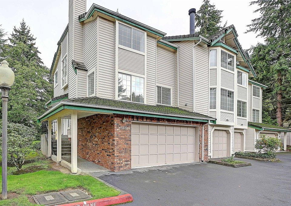 1st image of 608 122nd Ave NE #1
